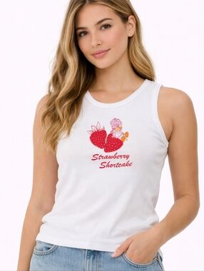 Vintage Strawberry Shortcake Graphic Tank Top White Sleeveless Retro Y2K